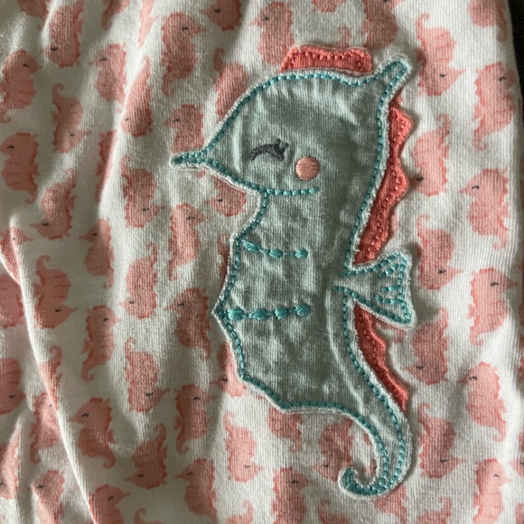 Carter’s seahorses baby girl smocked tank romper size 3-6 months pink & white - Picture 3 of 5
